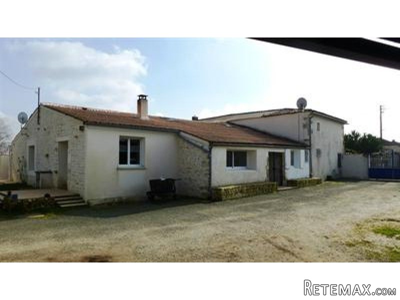 5 Bedrooms - House - Poitou-Charentes.. - 2
