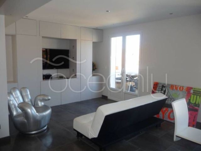 Top floor apartment downtown in Cannes.. - 2