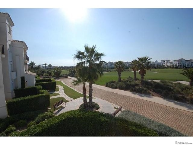 2 bedroom Apartment For Sale: 1st..