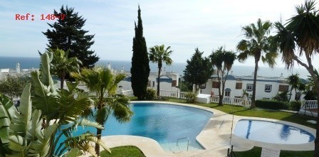 2 Bed Apartment for sale in Calahonda