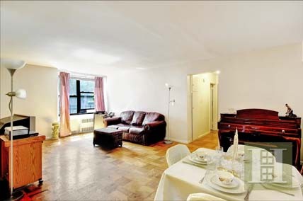 2 bedroom Apartment For Sale: 1200 EAST..
