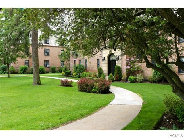 2 bedroom Co-op For Sale: New Rochelle.. - 2