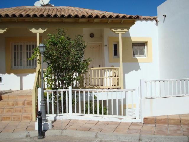 Apartment For Sale in Chayofa, Tenerife