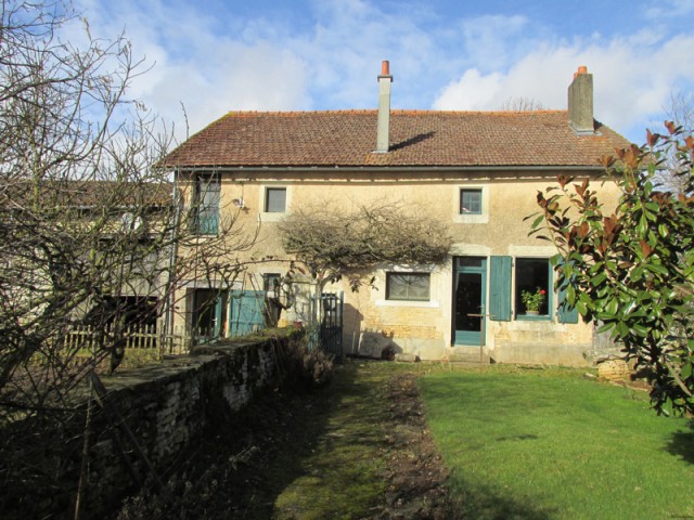 Stone Traditional 5 Bed House With..