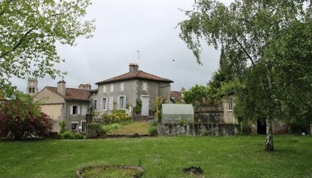 6 bedroom Character For Sale: 87300..