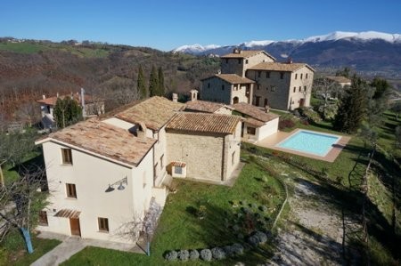 Perfectly Restored Umbrian Borgo
