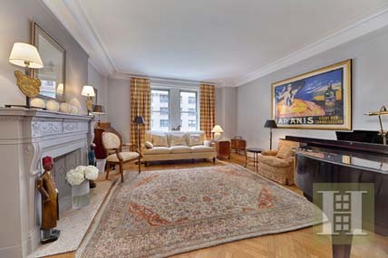 3 bedroom Apartment For Sale: 151 WEST..