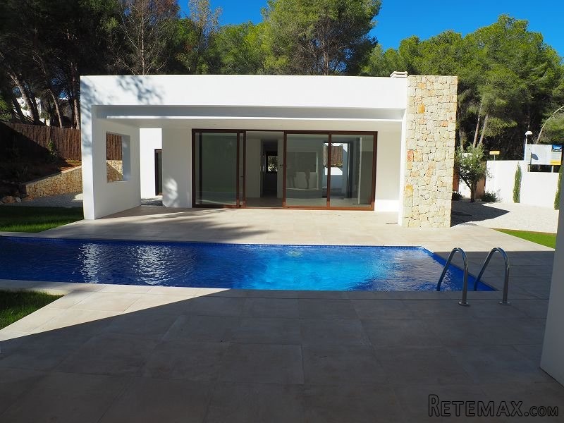 3 Bedrooms - Villa - Alicante - For Sale