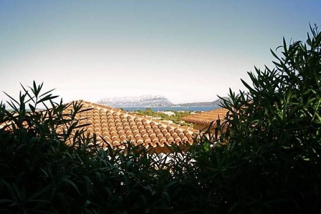 2 Bedrooms - Apartment - For Sale