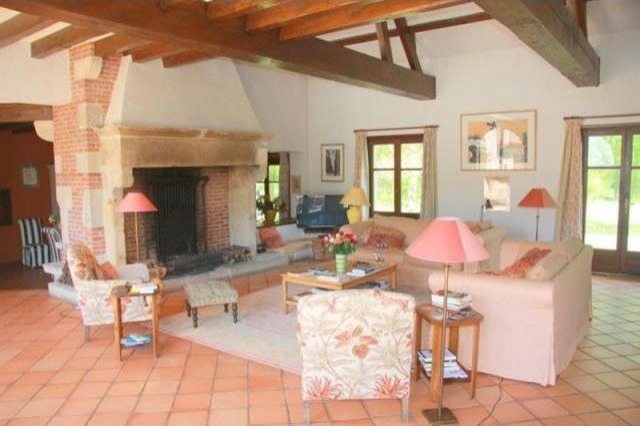 4 bedroom Character For Sale: 03200.. - 2