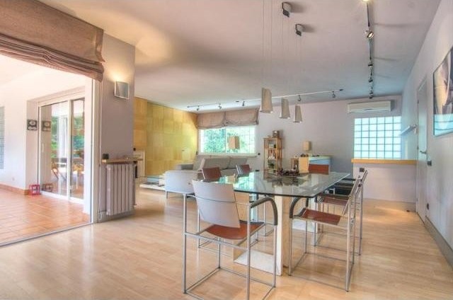 8 bedroom Detached House For Sale:.. - 2