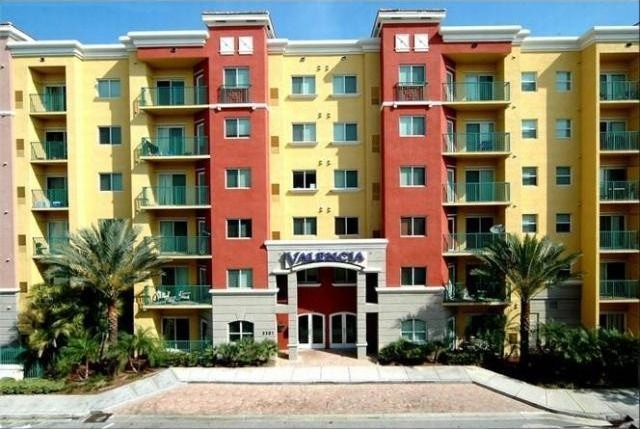 2 bedroom Flat For Sale: 6001 SW 70 ST..