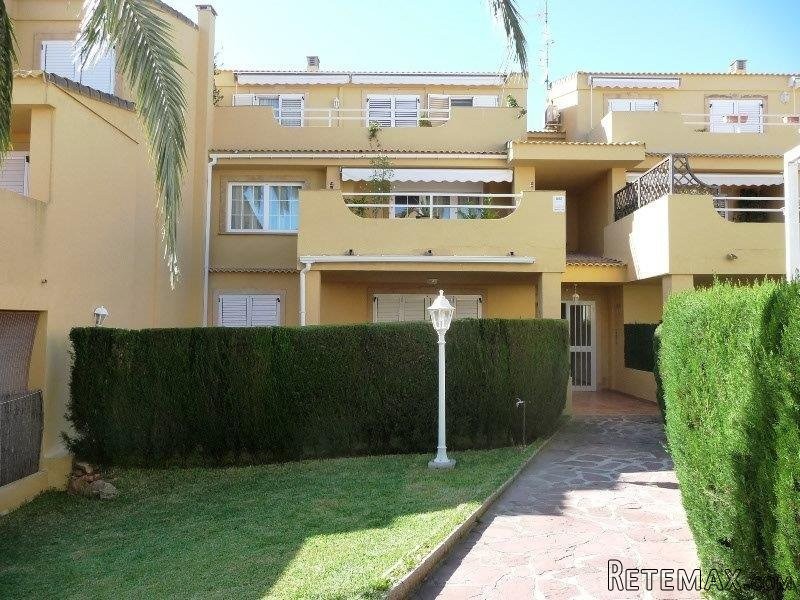 Duplex refurbished for sale in Javea..