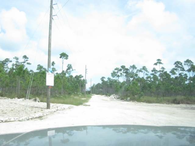 Singlefamilyvacant - Eight (8) acre.. - 2
