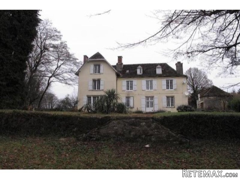 8 bedroom House For Sale: 87500 SAINT..