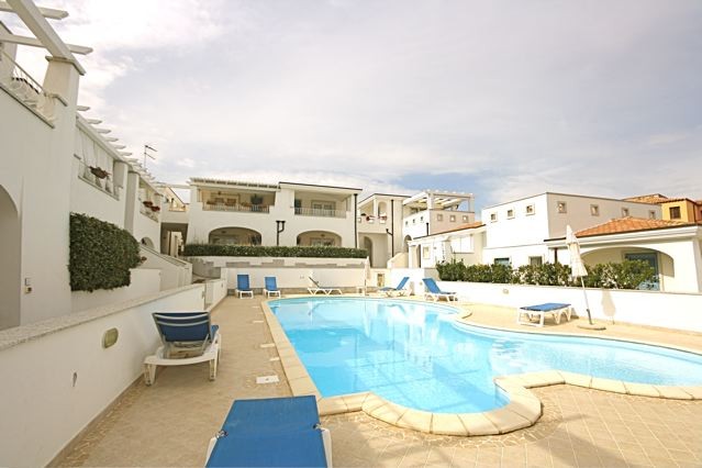 1 Bedroom - Apartment - For Sale - 2