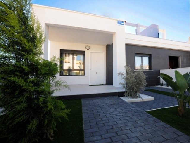 2 beds, 2 baths new bungalow in Los.. - 2