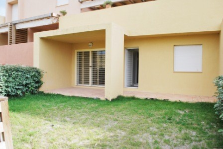3 bedroom ground floor apartment -.. - 2