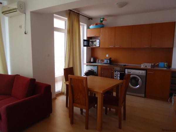 Fully furnished 2-bedroom apartment..
