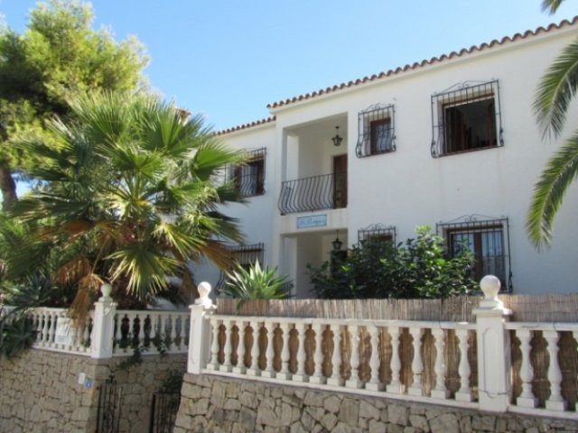 6 Bedrooms - Villa - Alicante - For Sale - 2