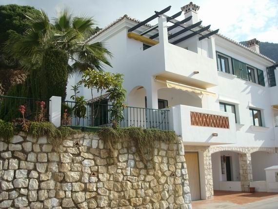 Town House - Wonderful semi-detached.. - 2