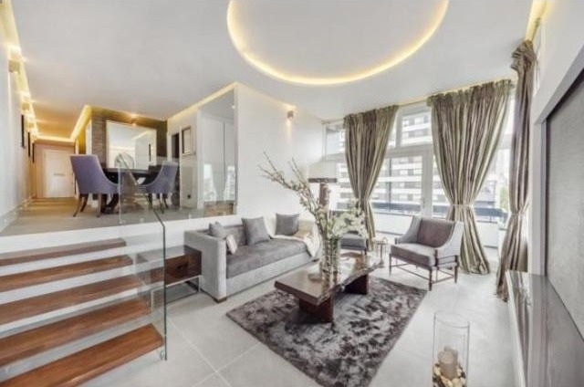2 Bedrooms - Apartment - London - For..