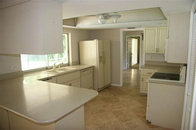 3 bedroom Residence For Sale: North.. - 2