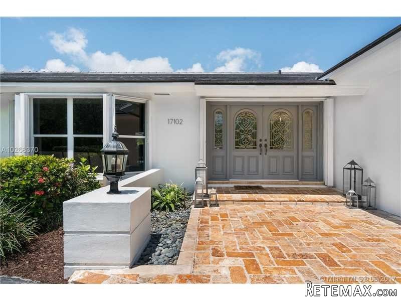 5 bedroom House For Sale: 17102 SW 78th..