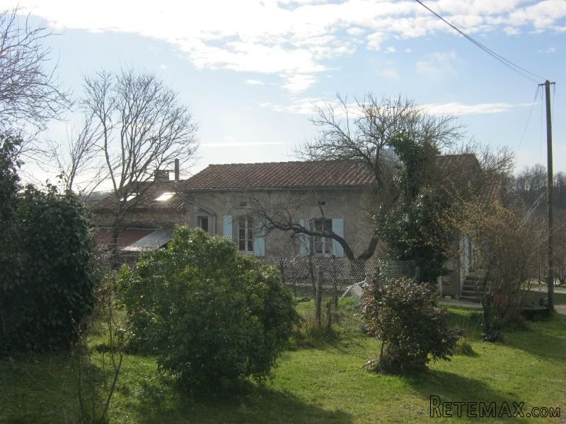 Farmhouse And Outbuildings To Renovate.. - 2
