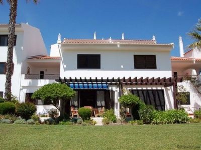 Apartment for sale in Lakeside Village