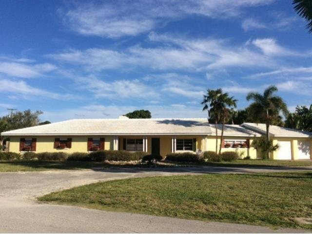 Land For Sale: 903 Riverside Drive S - 2