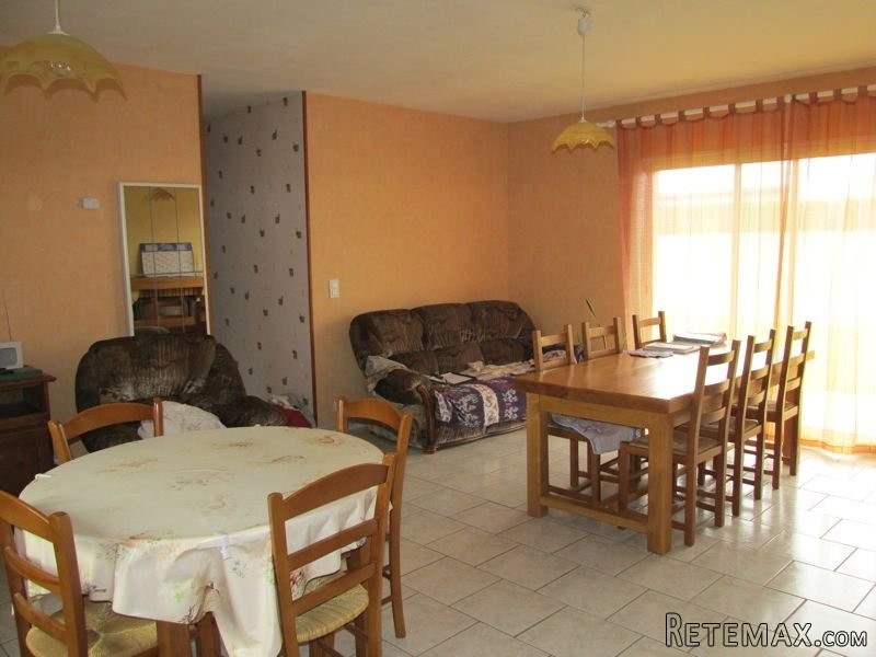 Detached Bungalow With Large Garden - 2