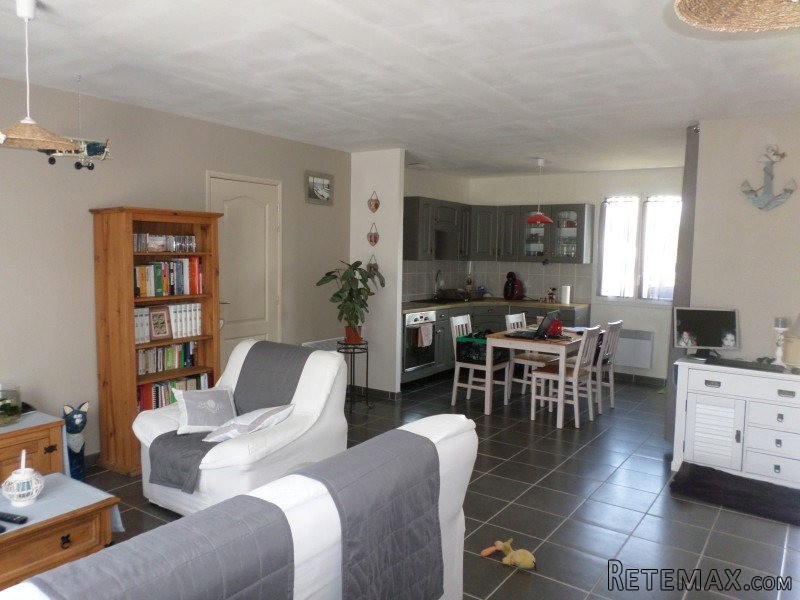 Bungalow For Sale With Garage, Garden.. - 2