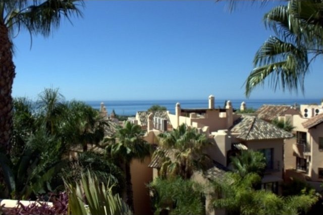Gorgeous 3 Bed Penthouse in Mansion Club