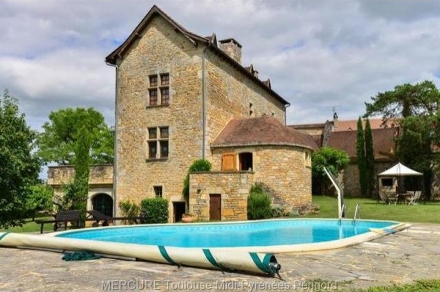5 bedroom Character For Sale: 12200.. - 2