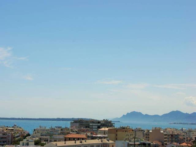 2 Bedrooms apartment, terrace sea view