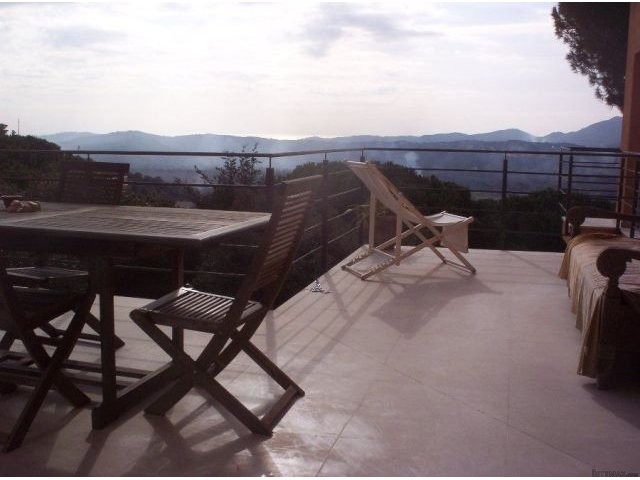 5 Bedrooms - Villa - Girona - For Sale