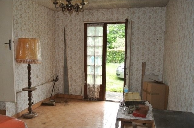 Detached House To Renovate - 2