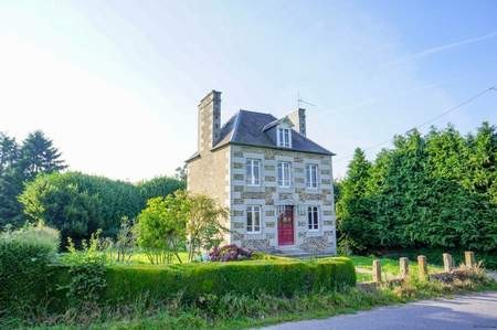 Beautiful Country House with Outbuilding