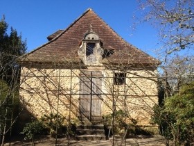 Attractive And Spacious Village House.. - 2