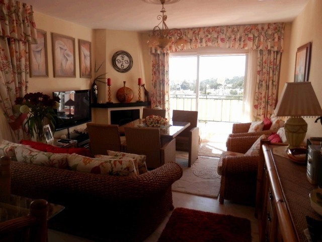 Apartment - Immaculate and spacious 2.. - 2