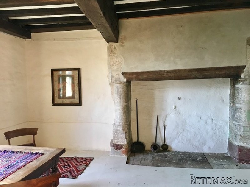 Substantial Group Of 4 Stone Dwellings.. - 2