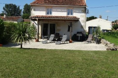 Stone House For Sale St Jean D Angely - 2