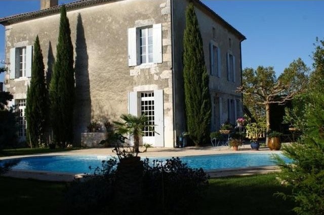 5 bedroom Character For Sale: 47200..
