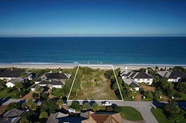 Land For Sale: 156 OCEAN WAY, VERO..