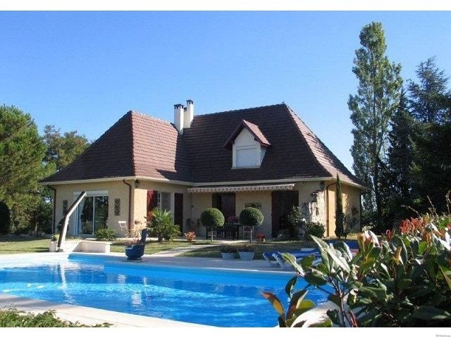 Beautiful Villa in Lovely Setting