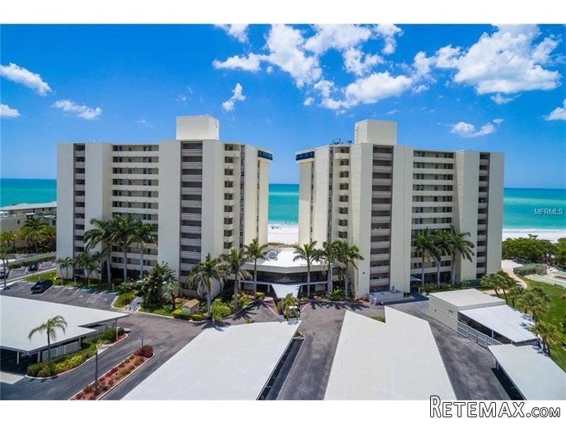 2 bedroom Town House For Sale: 19.. - 2