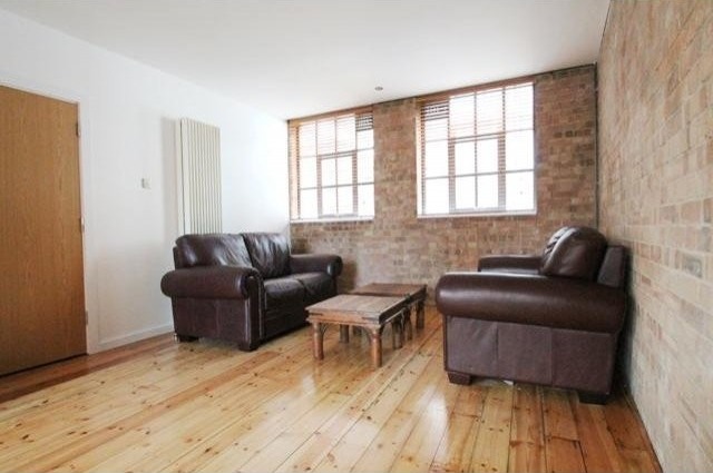 2 bed flat to rent