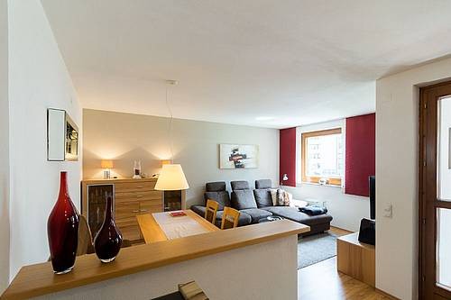 Generous apartment in central location..