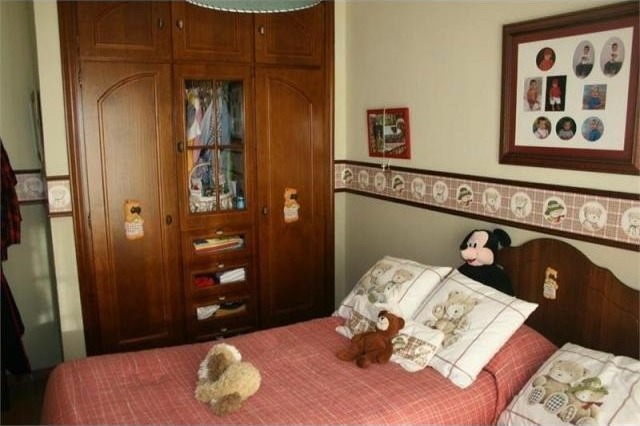 3 bedroom Semi-Detached House For Sale:..